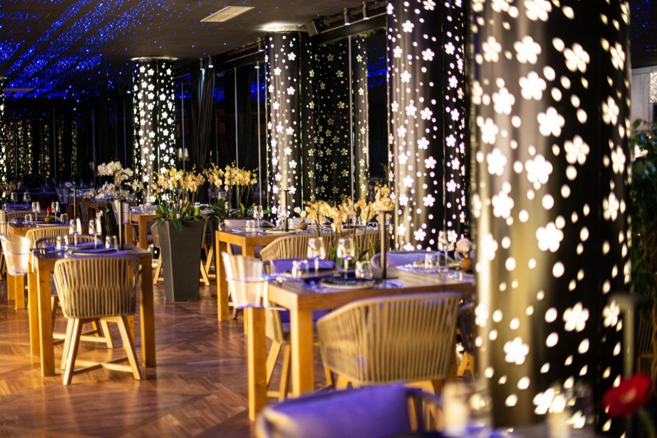 Arka Art Hotel ティラナ エクステリア 写真 The interior of the restaurant