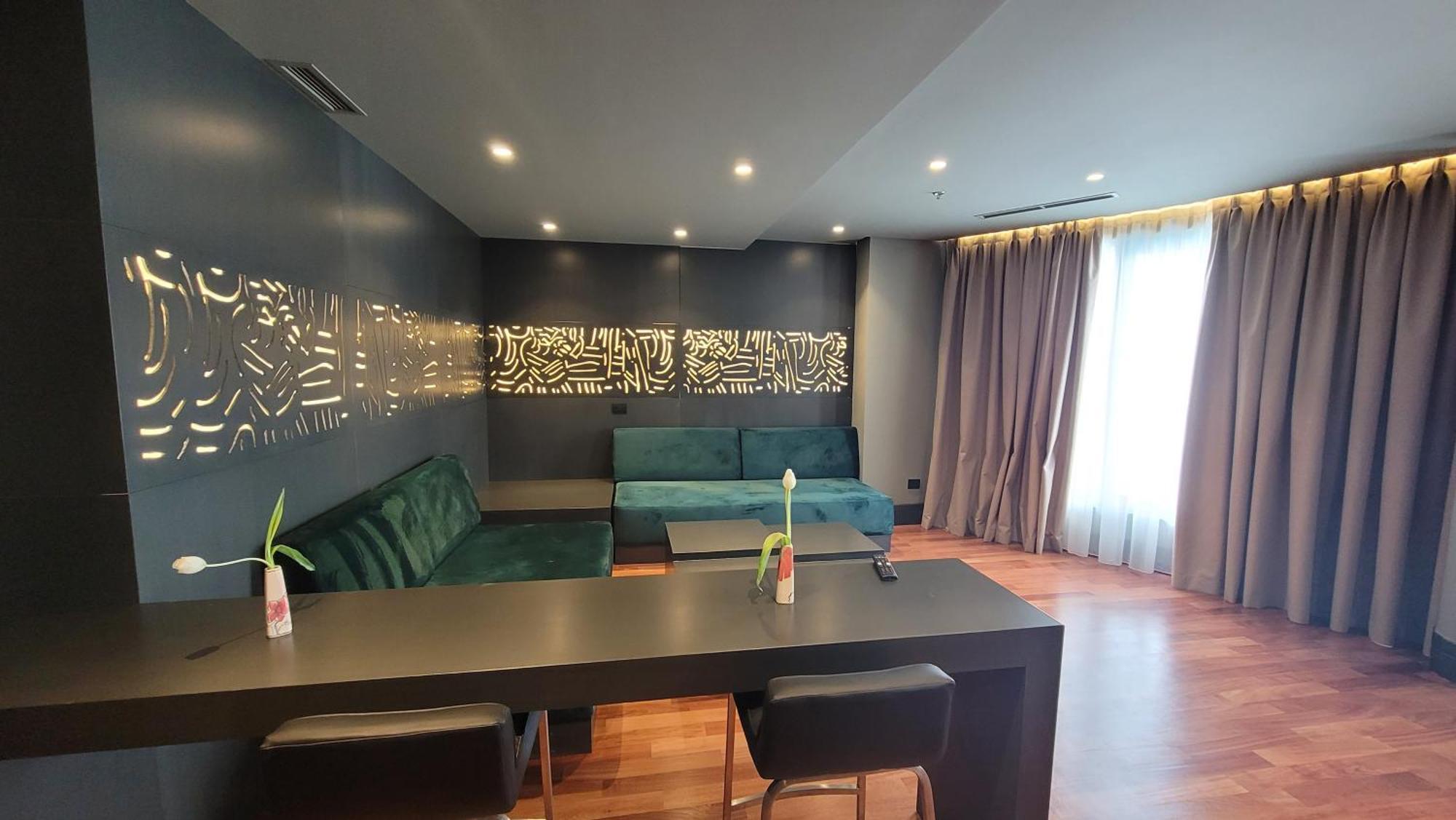 Arka Art Hotel ティラナ エクステリア 写真 The interior of the hotel