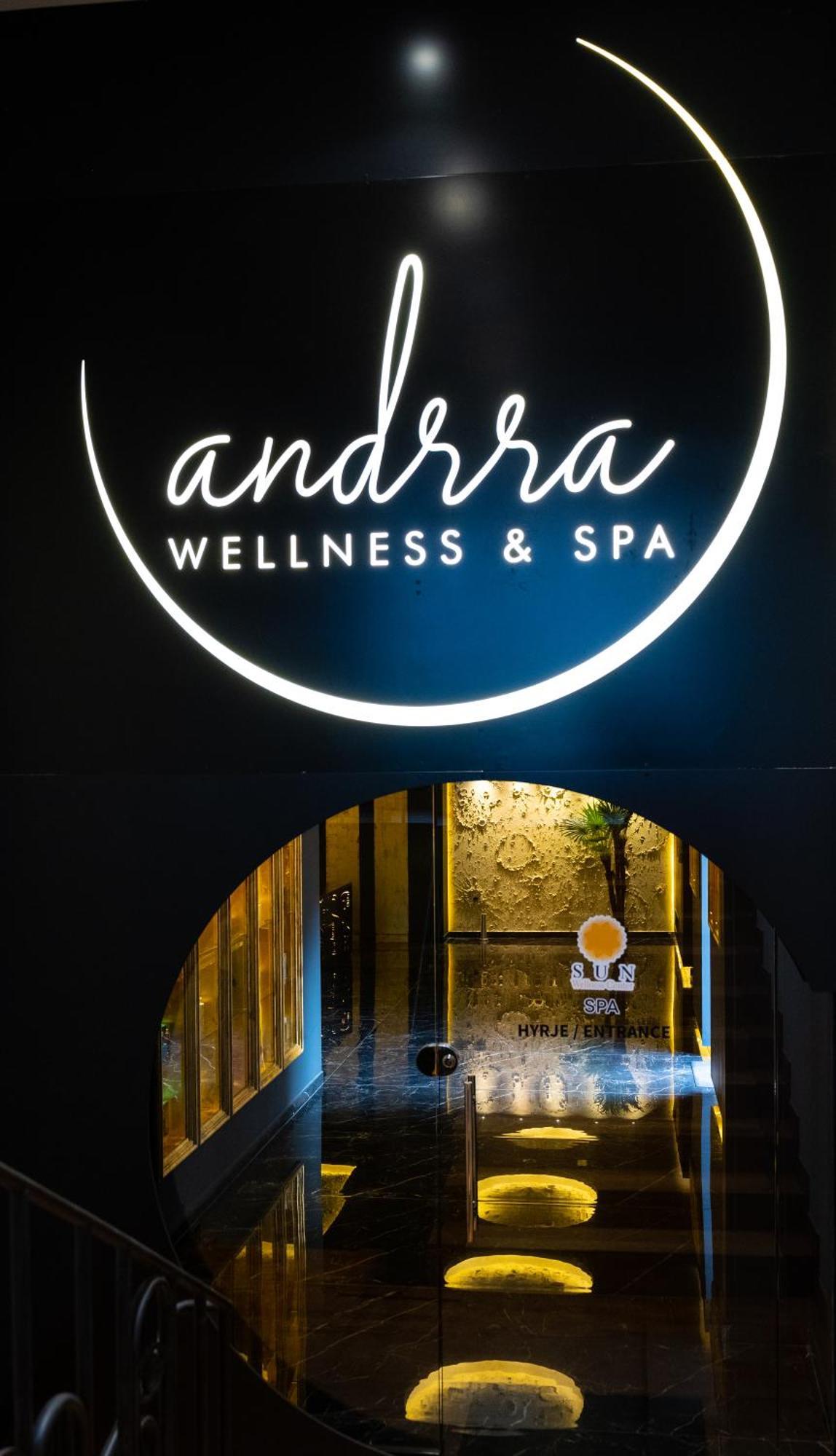 Arka Art Hotel ティラナ エクステリア 写真 Andhra Spa